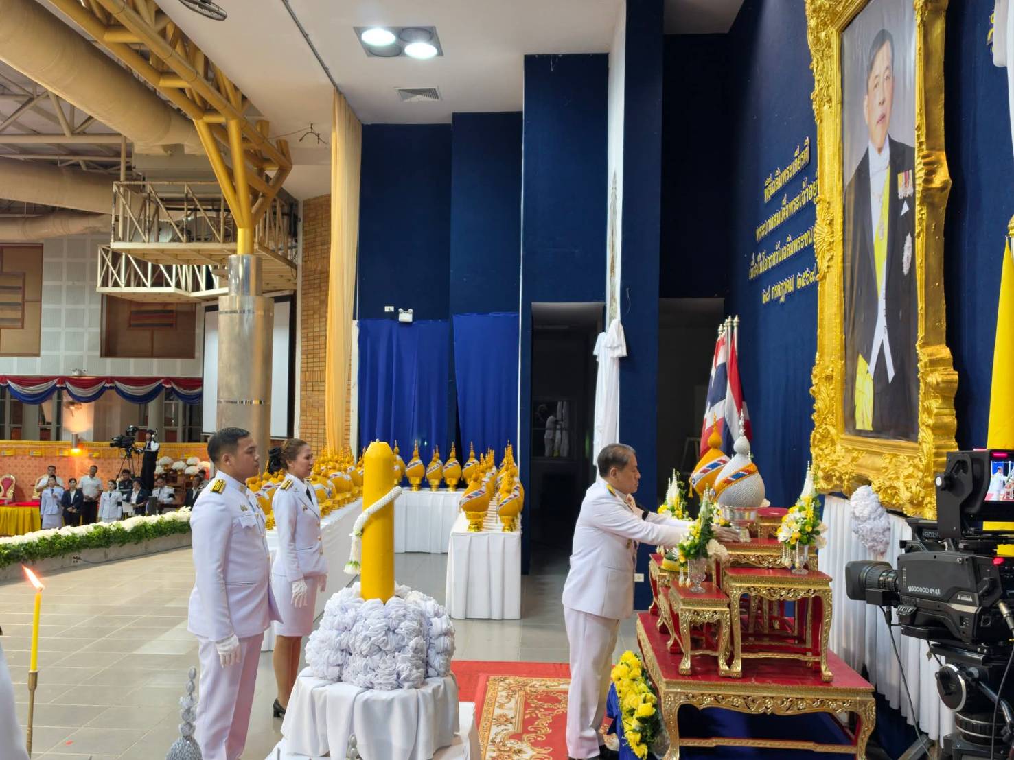 title - ส.ป.ก.จันทบุรี ร่วมพิธีถวายเครื่องราชสักการะและวางพานพุ่ม และพิธีจุดเทียนถวายพระพรชัยมงคล ในวันเฉลิมพระเกียรติพระบาทสมเด็จพระเจ้าอยู่หัว เนื่องในโอกาสวันเฉลิมพระชนมพรรษา 28 กรกฎาคม 2569 